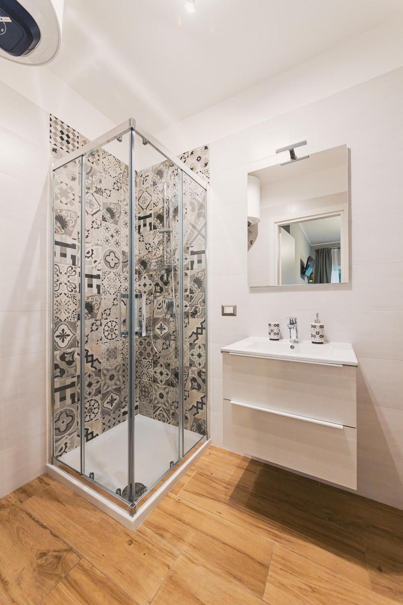 Apulia Rooms Bari Bagian luar foto